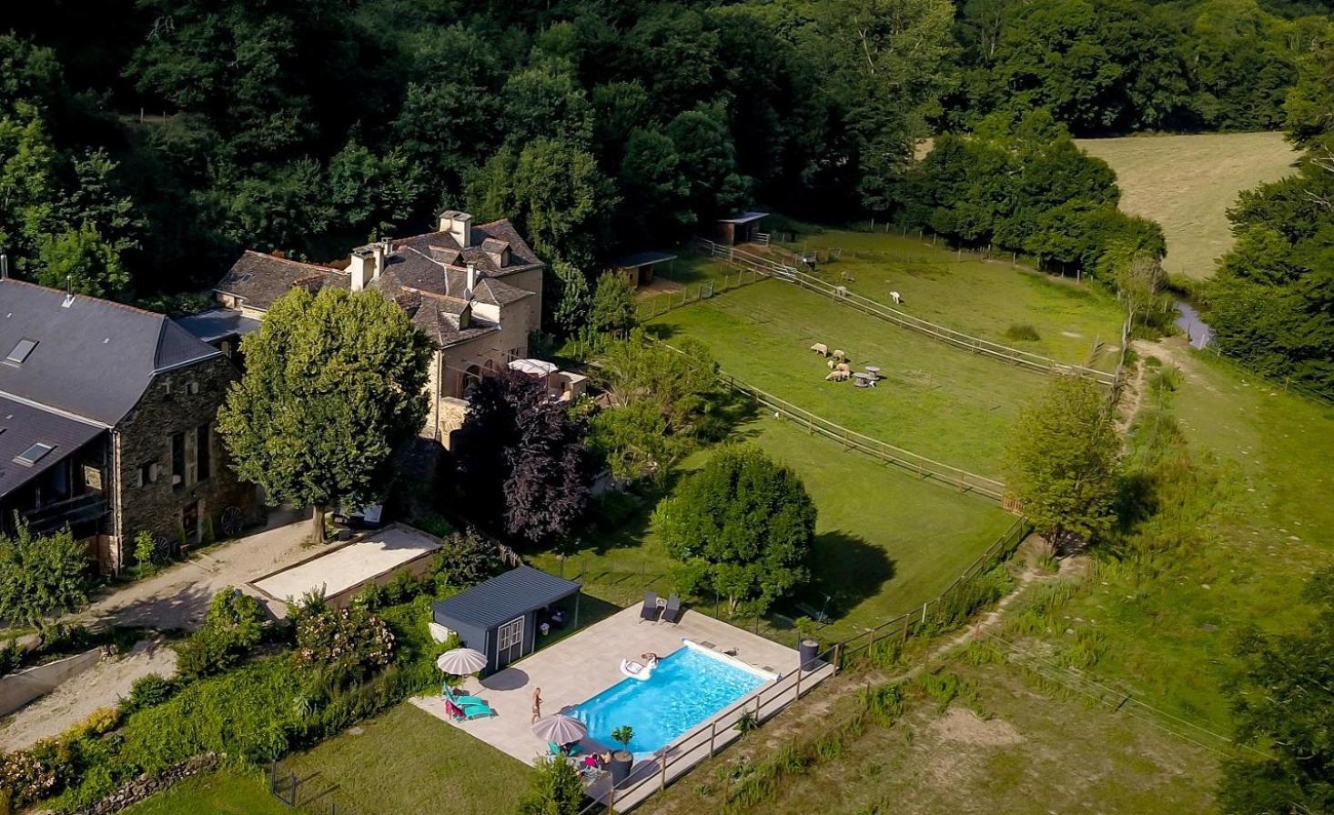 La Ferme Des Andes - Gite L'Atelier Quins Exteriör bild
